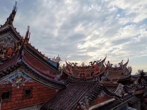 风水学屋后有祠堂的作用