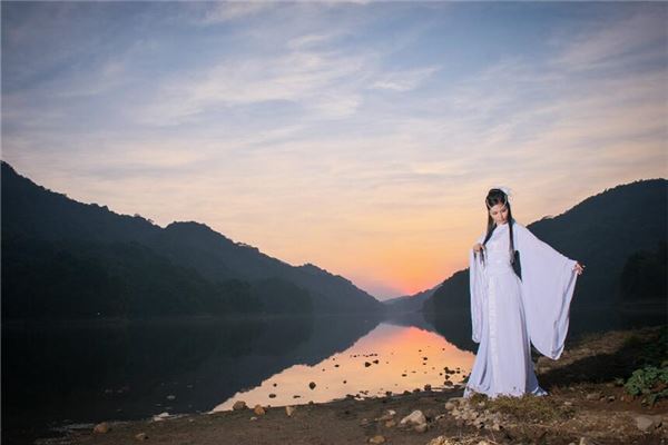 千金脚是什么样的脚型