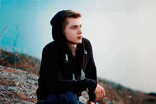 男人的巨富痣长哪里