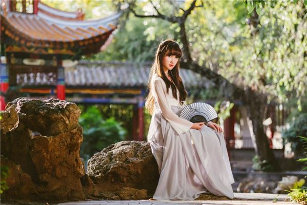 婚姻来的迟的痣相女人一生幸福吗