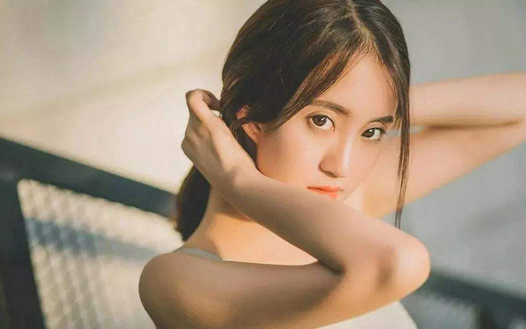 一字眉面相解析 肝火过强不易服输