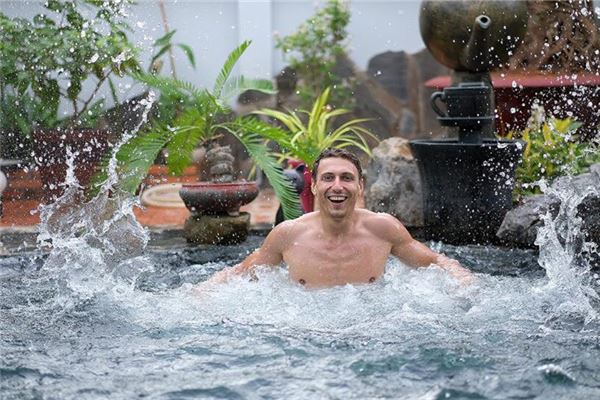 男人下巴有痣代表着荣华富贵吗