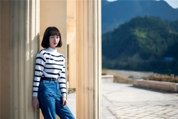 女人下巴有痣会影响自身运势吗