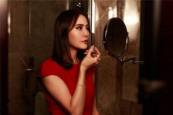 手臂上长痣多是才能兼具之人吗