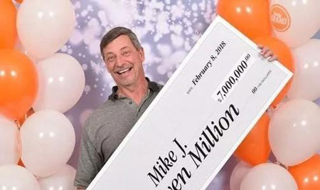 买彩票易中奖的人面相算得准不