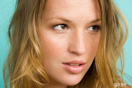 女人皮肤粗糙对运势的影响