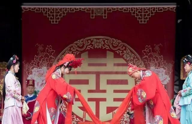 古人讲男娶五穷到哭；女嫁六要折寿，到底是什么道理？