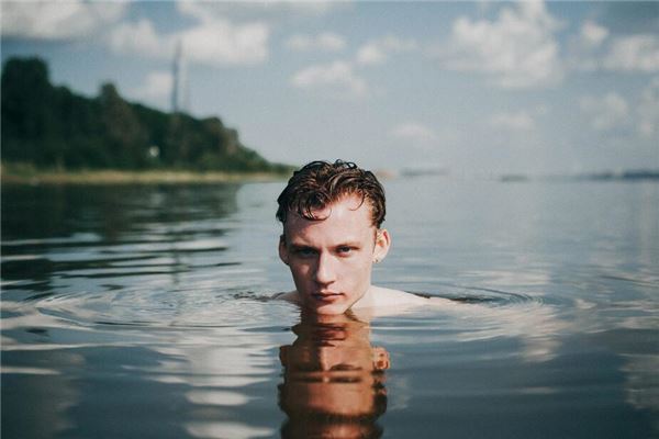 房产多的男人痣相大多长在何处呢