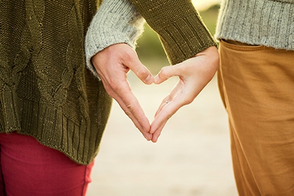 男的生肖鼠女的生肖蛇2021年结婚好吗？属鼠人2021年感情运势如何？