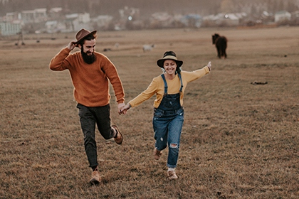 属鼠女和属猴男在2021年结婚好吗？婚姻生活好吗？