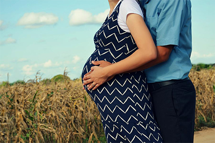 老公属猪老婆属相龙2021年能生孩子吗？孩子命好吗？