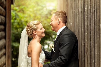 生肖猪男和生肖马女2021年适合结婚吗?婚姻生活幸福吗?