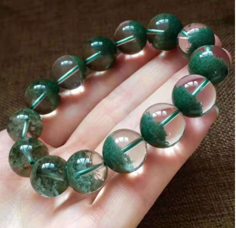 绿幽灵适合什么生肖 什么生肖不适合戴绿幽灵